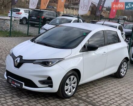 Белый Рено Зое, объемом двигателя 0 л и пробегом 66 тыс. км за 12499 $, фото 2 на Automoto.ua