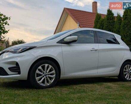 Белый Рено Зое, объемом двигателя 0 л и пробегом 56 тыс. км за 12500 $, фото 23 на Automoto.ua
