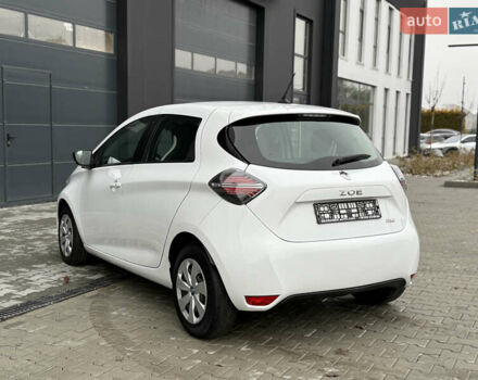 Білий Рено Зое, об'ємом двигуна 0 л та пробігом 85 тис. км за 10900 $, фото 8 на Automoto.ua