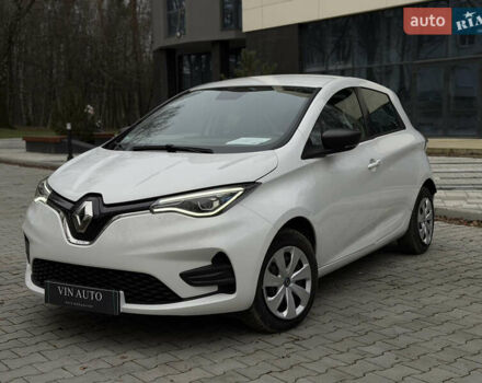 Білий Рено Зое, об'ємом двигуна 0 л та пробігом 28 тис. км за 12222 $, фото 6 на Automoto.ua