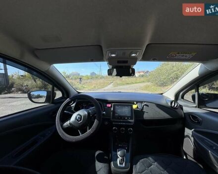 Білий Рено Зое, об'ємом двигуна 0 л та пробігом 41 тис. км за 13200 $, фото 14 на Automoto.ua