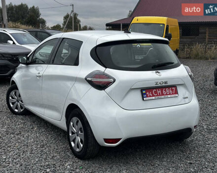 Белый Рено Зое, объемом двигателя 0 л и пробегом 41 тыс. км за 11600 $, фото 13 на Automoto.ua