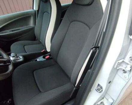 Рено Зое 2020 в Виннице на Automoto.ua Белый Рено Зое, объемом двигателя 0 л и пробегом 34 тыс. км за 13500 $, фото 31 на Automoto.ua