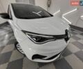 Белый Рено Зое, объемом двигателя 0 л и пробегом 127 тыс. км за 13399 $, фото 74 на Automoto.ua