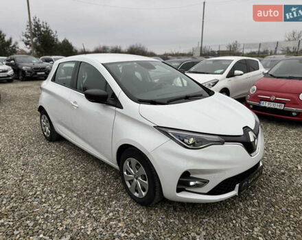 Белый Рено Зое, объемом двигателя 0 л и пробегом 74 тыс. км за 12300 $, фото 15 на Automoto.ua