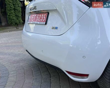 Рено Зое 2021 в Черновцах на Automoto.ua Белый Рено Зое, объемом двигателя 0 л и пробегом 70 тыс. км за 11999 $, фото 14 на Automoto.ua