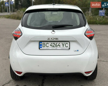 Белый Рено Зое, объемом двигателя 0 л и пробегом 51 тыс. км за 13200 $, фото 6 на Automoto.ua