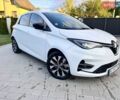 Белый Рено Зое, объемом двигателя 0 л и пробегом 40 тыс. км за 13700 $, фото 1 на Automoto.ua