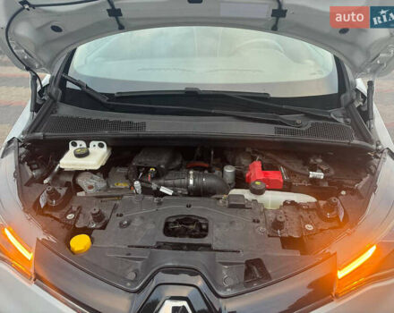 Белый Рено Зое, объемом двигателя 0 л и пробегом 38 тыс. км за 11900 $, фото 34 на Automoto.ua
