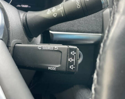 Белый Рено Зое, объемом двигателя 0 л и пробегом 126 тыс. км за 11950 $, фото 24 на Automoto.ua