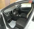Белый Рено Зое, объемом двигателя 0 л и пробегом 95 тыс. км за 12300 $, фото 1 на Automoto.ua