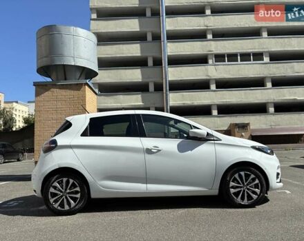 Белый Рено Зое, объемом двигателя 0 л и пробегом 12 тыс. км за 15300 $, фото 11 на Automoto.ua