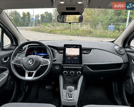 Белый Рено Зое, объемом двигателя 0 л и пробегом 51 тыс. км за 13200 $, фото 14 на Automoto.ua
