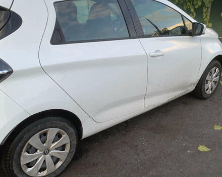 Білий Рено Зое, об'ємом двигуна 0 л та пробігом 29 тис. км за 12400 $, фото 2 на Automoto.ua