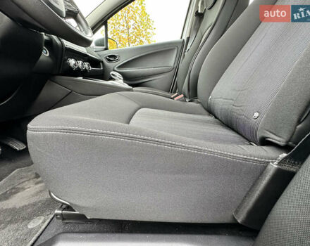 Рено Зое 2021 в Мукачеве на Automoto.ua Белый Рено Зое, объемом двигателя 0 л и пробегом 81 тыс. км за 11999 $, фото 36 на Automoto.ua