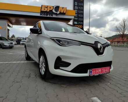 Белый Рено Зое, объемом двигателя 0 л и пробегом 38 тыс. км за 11750 $, фото 2 на Automoto.ua