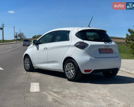 Белый Рено Зое, объемом двигателя 0 л и пробегом 12 тыс. км за 11800 $, фото 6 на Automoto.ua