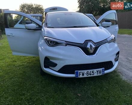 Белый Рено Зое, объемом двигателя 0 л и пробегом 86 тыс. км за 11506 $, фото 3 на Automoto.ua