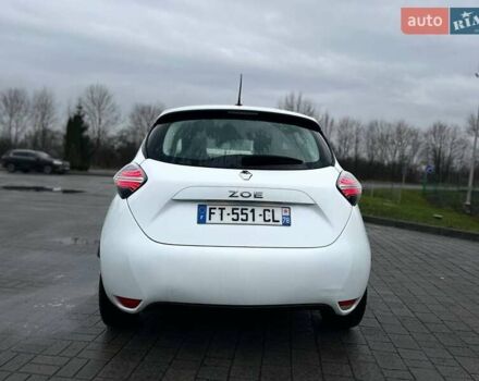 Белый Рено Зое, объемом двигателя 0 л и пробегом 123 тыс. км за 10999 $, фото 15 на Automoto.ua