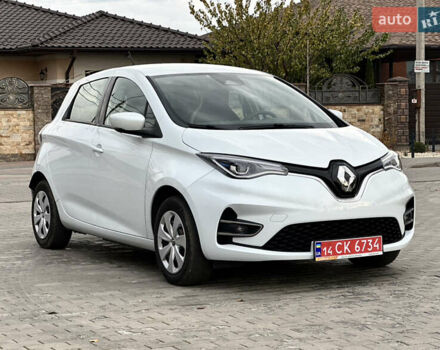 Белый Рено Зое, объемом двигателя 0 л и пробегом 106 тыс. км за 11300 $, фото 3 на Automoto.ua