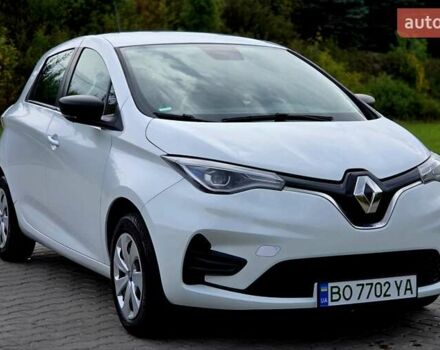 Белый Рено Зое, объемом двигателя 0 л и пробегом 151 тыс. км за 11000 $, фото 19 на Automoto.ua
