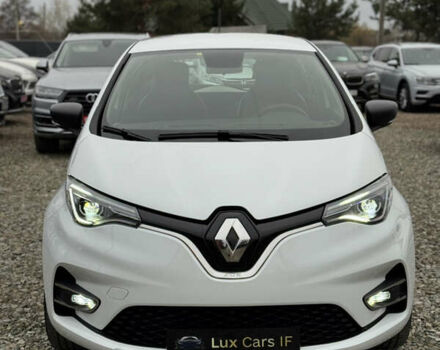 Белый Рено Зое, объемом двигателя 0 л и пробегом 74 тыс. км за 12300 $, фото 34 на Automoto.ua
