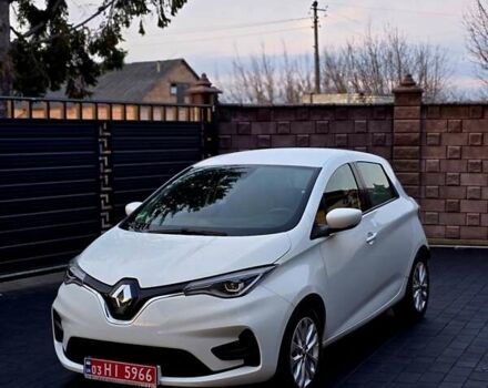 Белый Рено Зое, объемом двигателя 0 л и пробегом 16 тыс. км за 12999 $, фото 3 на Automoto.ua