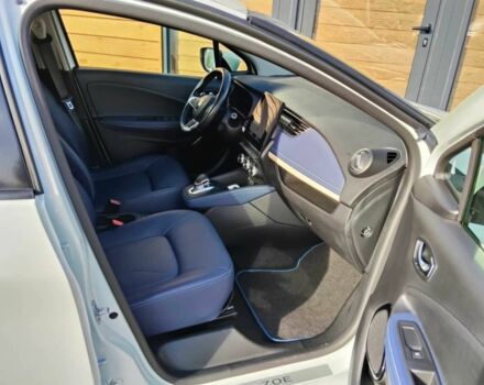 Білий Рено Зое, об'ємом двигуна 0 л та пробігом 14 тис. км за 4500 $, фото 5 на Automoto.ua