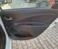 Білий Рено Зое, об'ємом двигуна 0 л та пробігом 30 тис. км за 12900 $, фото 40 на Automoto.ua