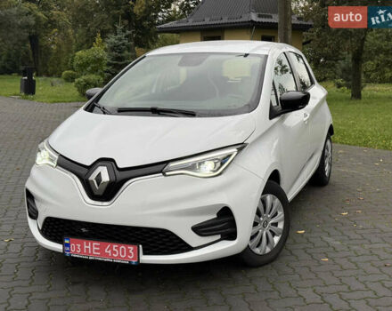 Белый Рено Зое, объемом двигателя 0 л и пробегом 80 тыс. км за 12450 $, фото 12 на Automoto.ua