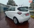 Белый Рено Зое, объемом двигателя 0 л и пробегом 130 тыс. км за 10350 $, фото 6 на Automoto.ua