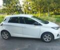 Белый Рено Зое, объемом двигателя 0 л и пробегом 167 тыс. км за 10600 $, фото 9 на Automoto.ua