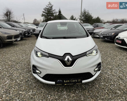 Белый Рено Зое, объемом двигателя 0 л и пробегом 74 тыс. км за 12300 $, фото 4 на Automoto.ua