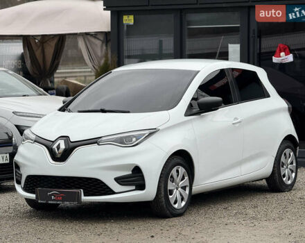 Белый Рено Зое, объемом двигателя 0 л и пробегом 85 тыс. км за 10999 $, фото 2 на Automoto.ua