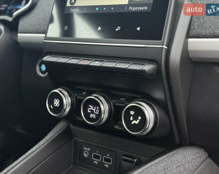 Белый Рено Зое, объемом двигателя 0 л и пробегом 52 тыс. км за 12999 $, фото 25 на Automoto.ua