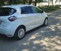 Белый Рено Зое, объемом двигателя 0 л и пробегом 18 тыс. км за 13999 $, фото 12 на Automoto.ua