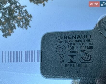 Білий Рено Зое, об'ємом двигуна 0 л та пробігом 80 тис. км за 13200 $, фото 16 на Automoto.ua