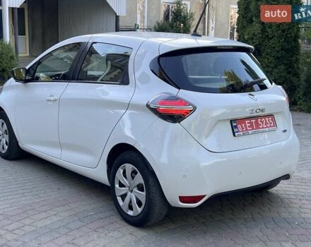 Рено Зое 2021 в Черновцах на Automoto.ua Белый Рено Зое, объемом двигателя 0 л и пробегом 70 тыс. км за 11999 $, фото 3 на Automoto.ua