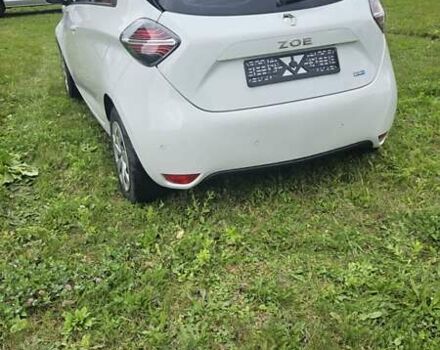 Белый Рено Зое, объемом двигателя 0 л и пробегом 51 тыс. км за 13300 $, фото 19 на Automoto.ua