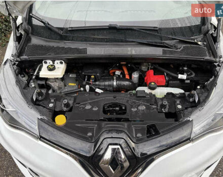 Белый Рено Зое, объемом двигателя 0 л и пробегом 85 тыс. км за 11023 $, фото 8 на Automoto.ua