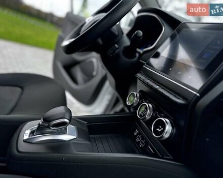 Рено Зое 2021 в Дрогобыче на Automoto.ua Белый Рено Зое, объемом двигателя 0 л и пробегом 55 тыс. км за 12900 $, фото 48 на Automoto.ua