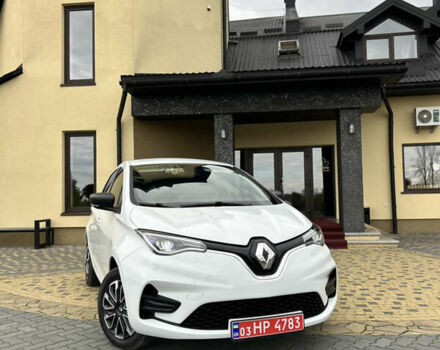 Белый Рено Зое, объемом двигателя 0 л и пробегом 95 тыс. км за 11650 $, фото 1 на Automoto.ua
