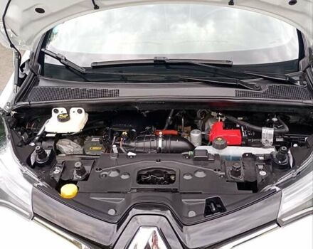 Білий Рено Зое, об'ємом двигуна 0 л та пробігом 31 тис. км за 13400 $, фото 3 на Automoto.ua