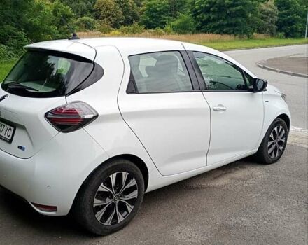 Білий Рено Зое, об'ємом двигуна 0 л та пробігом 31 тис. км за 13400 $, фото 5 на Automoto.ua
