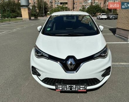 Белый Рено Зое, объемом двигателя 0 л и пробегом 12 тыс. км за 15300 $, фото 2 на Automoto.ua