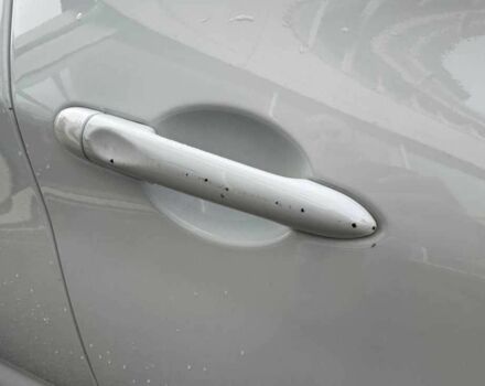 Білий Рено Зое, об'ємом двигуна 0 л та пробігом 157 тис. км за 9990 $, фото 22 на Automoto.ua