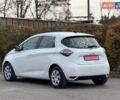 Белый Рено Зое, объемом двигателя 0 л и пробегом 100 тыс. км за 11890 $, фото 2 на Automoto.ua