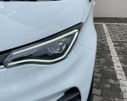 Белый Рено Зое, объемом двигателя 0 л и пробегом 58 тыс. км за 11996 $, фото 4 на Automoto.ua