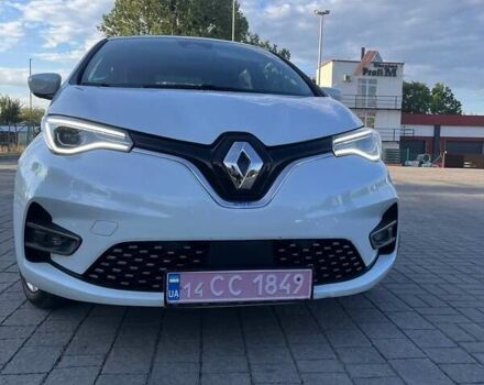 Белый Рено Зое, объемом двигателя 0 л и пробегом 122 тыс. км за 11800 $, фото 2 на Automoto.ua