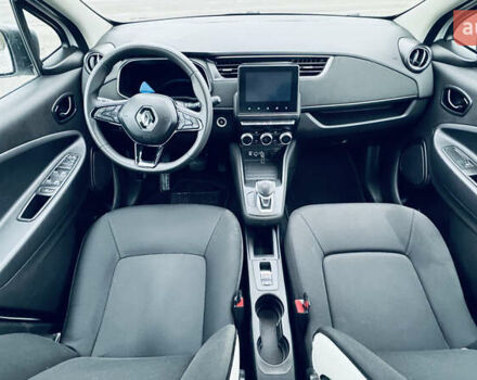 Білий Рено Зое, об'ємом двигуна 0 л та пробігом 59 тис. км за 12800 $, фото 30 на Automoto.ua